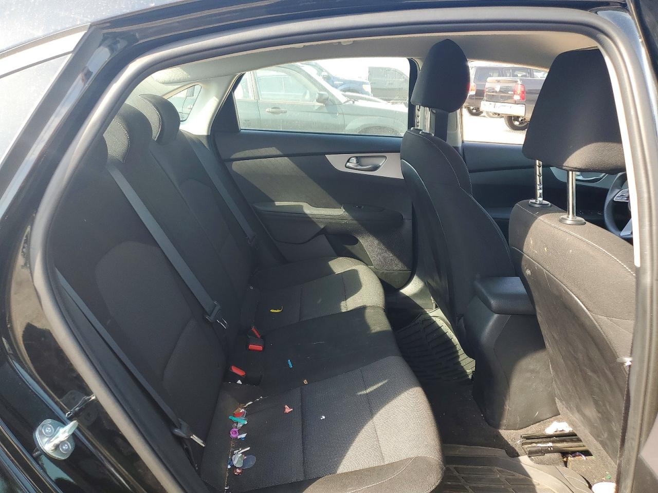 2023 KIA FORTE LXS photo 19