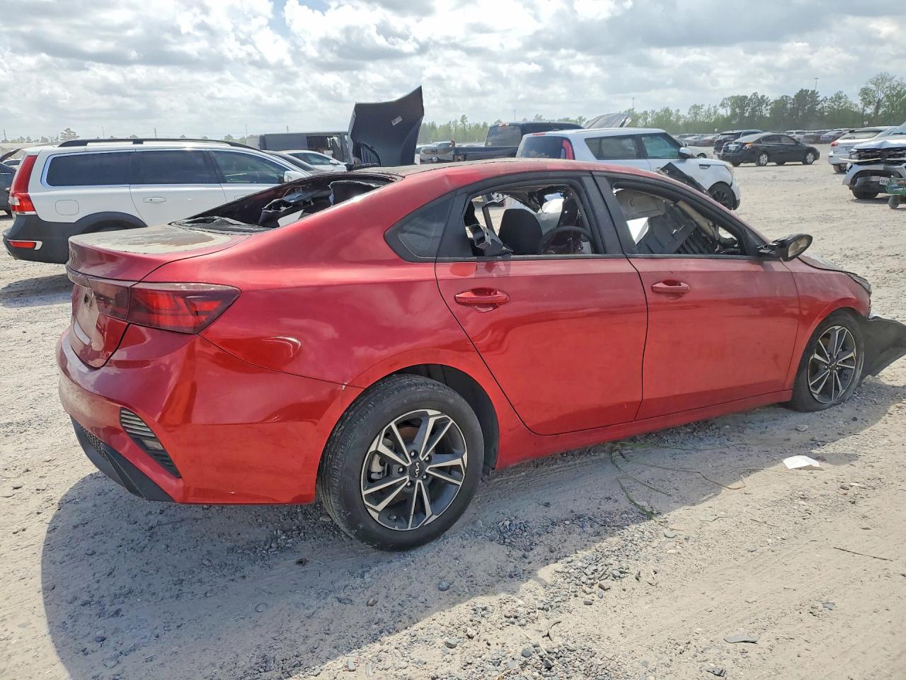 2024 KIA FORTE LXS photo 5