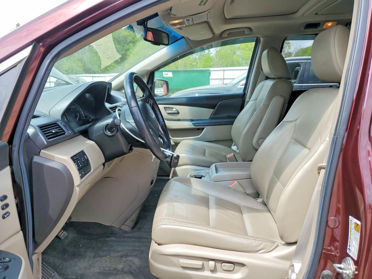 2012 HONDA ODYSSEY TOURING photo 13