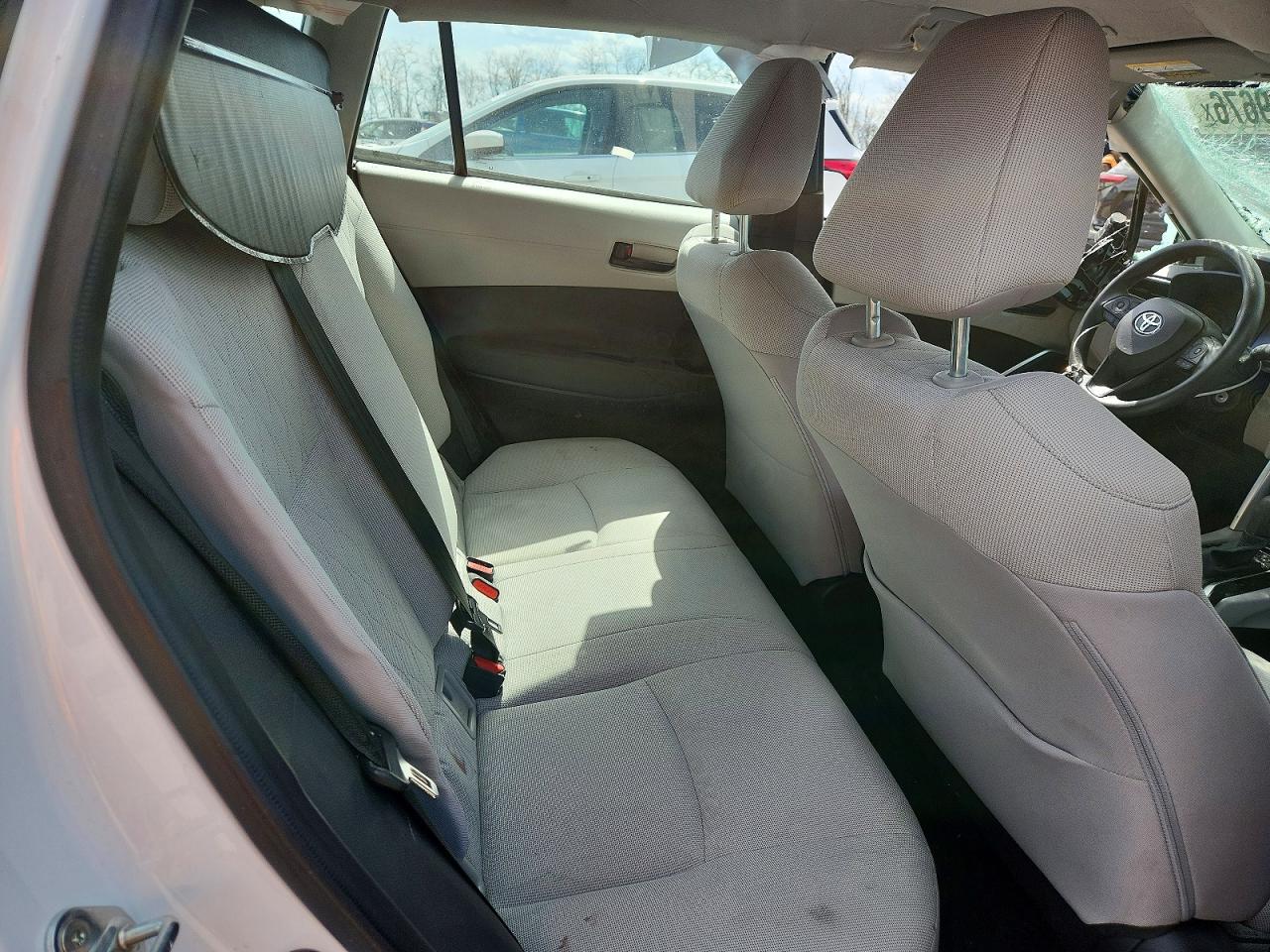 2023 TOYOTA COROLLA CROSS L photo 11