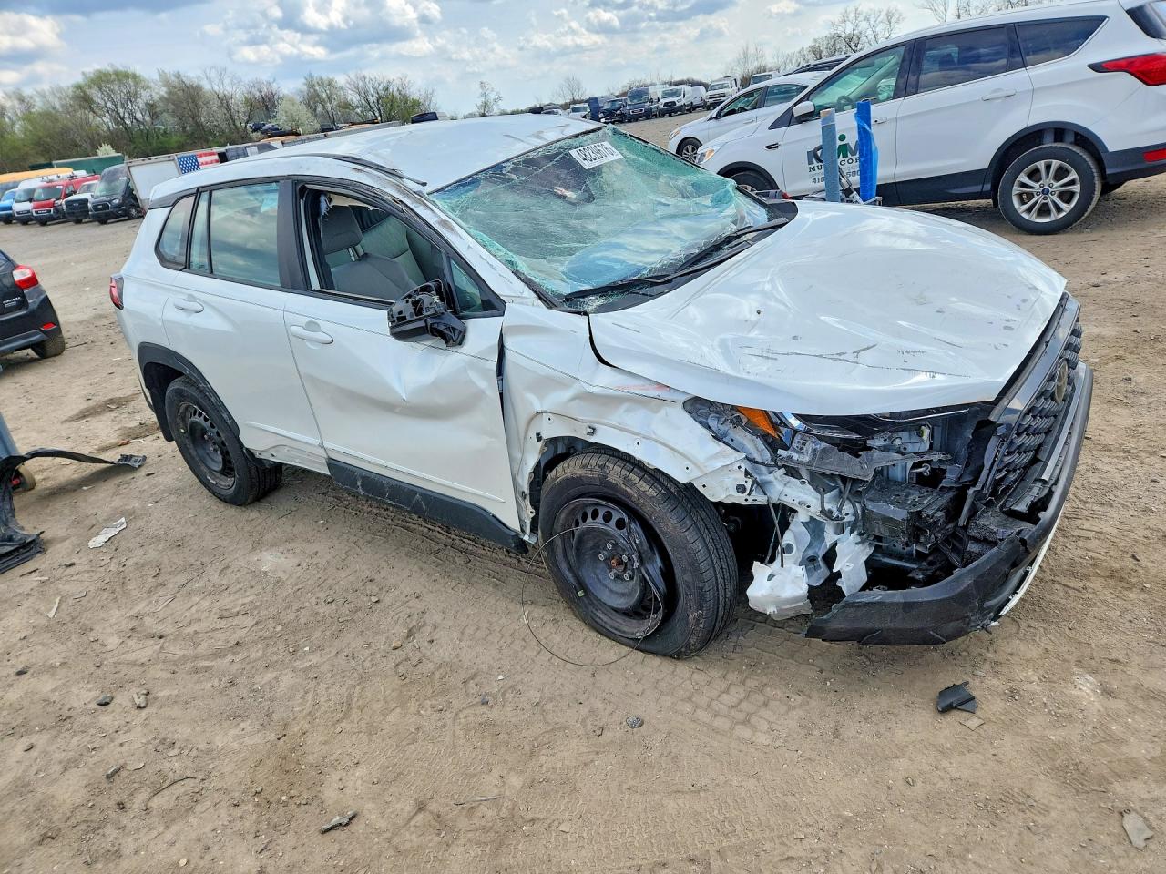 2023 TOYOTA COROLLA CROSS L photo 4