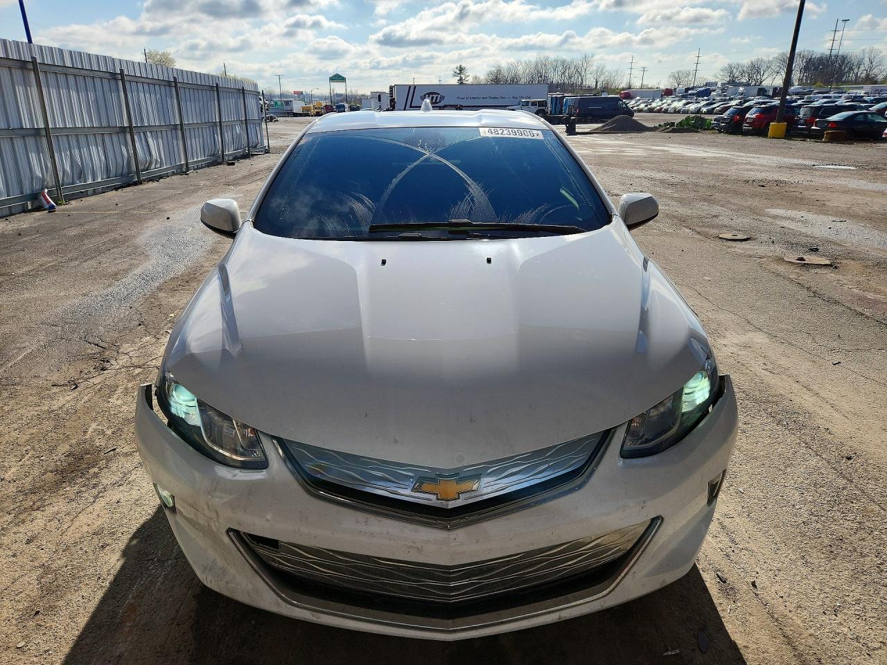 2017 CHEVROLET VOLT LT photo 9