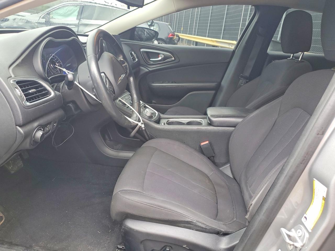 2015 CHRYSLER 200 LIMITED photo 7