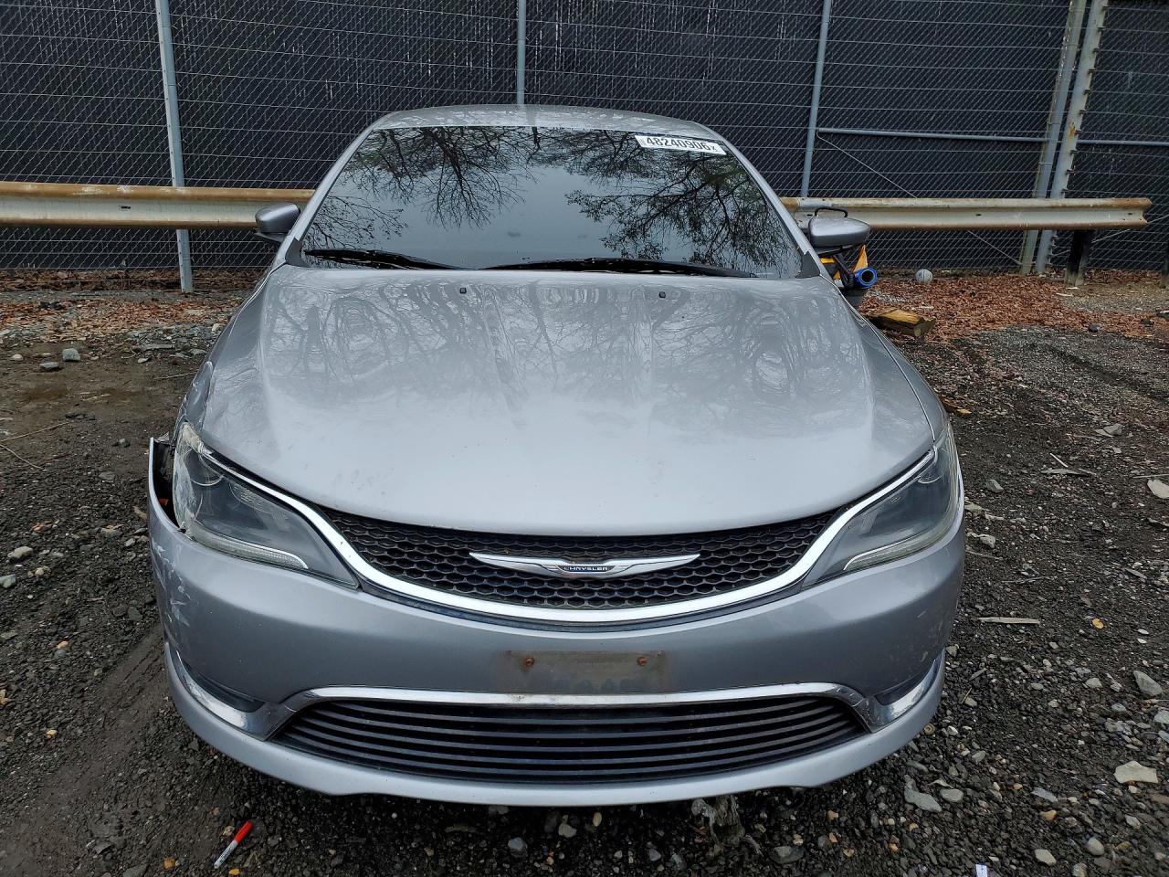 2015 CHRYSLER 200 LIMITED photo 5