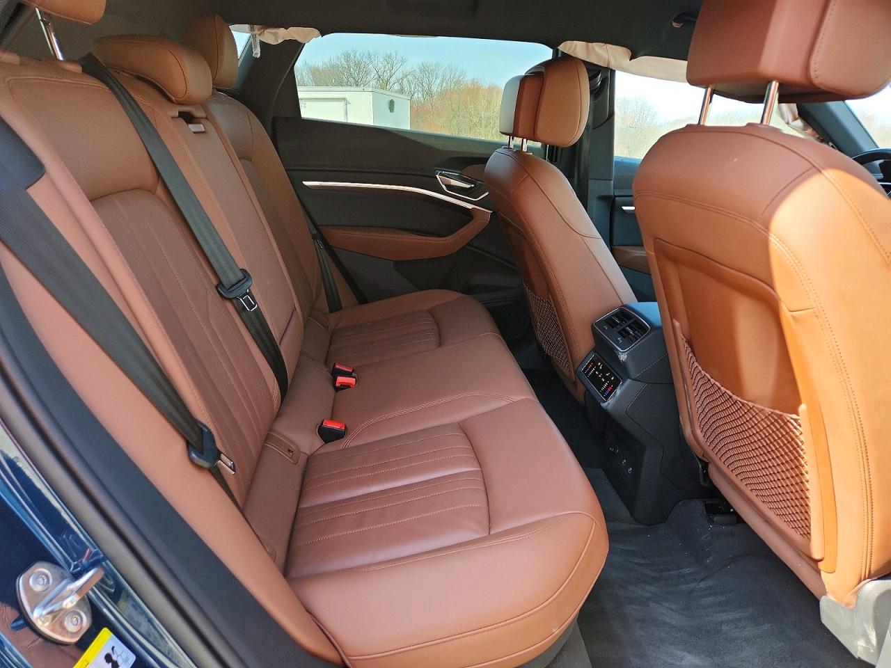 2023 AUDI E-TRON PREMIUM photo 31