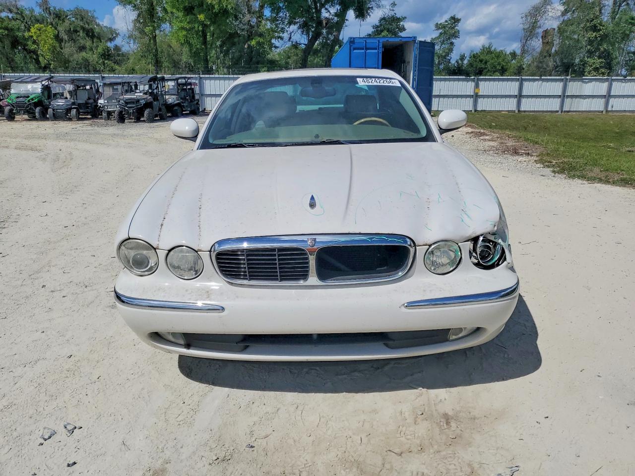 2004 JAGUAR XJ8 photo 13