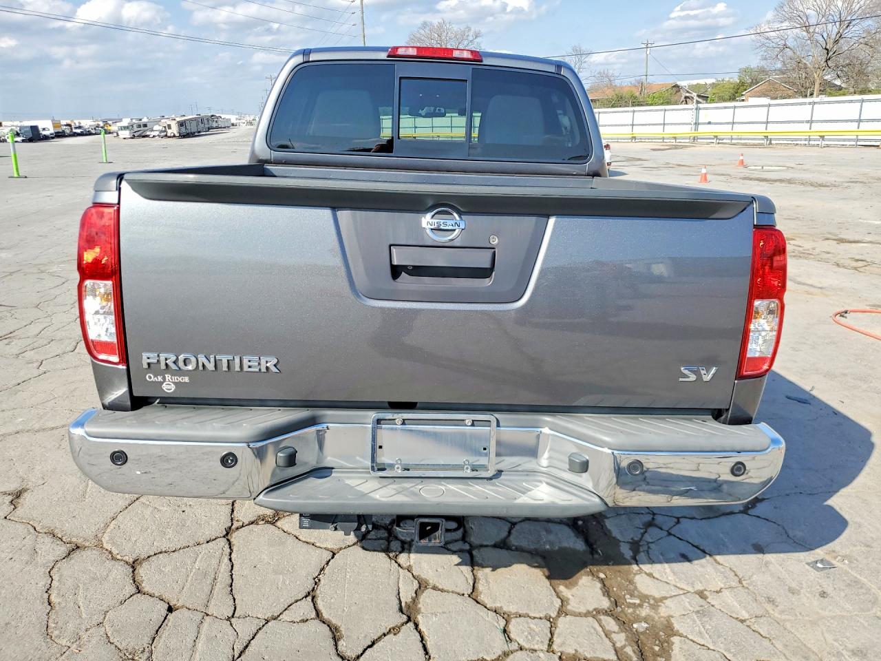2017 NISSAN FRONTIER SV photo 11