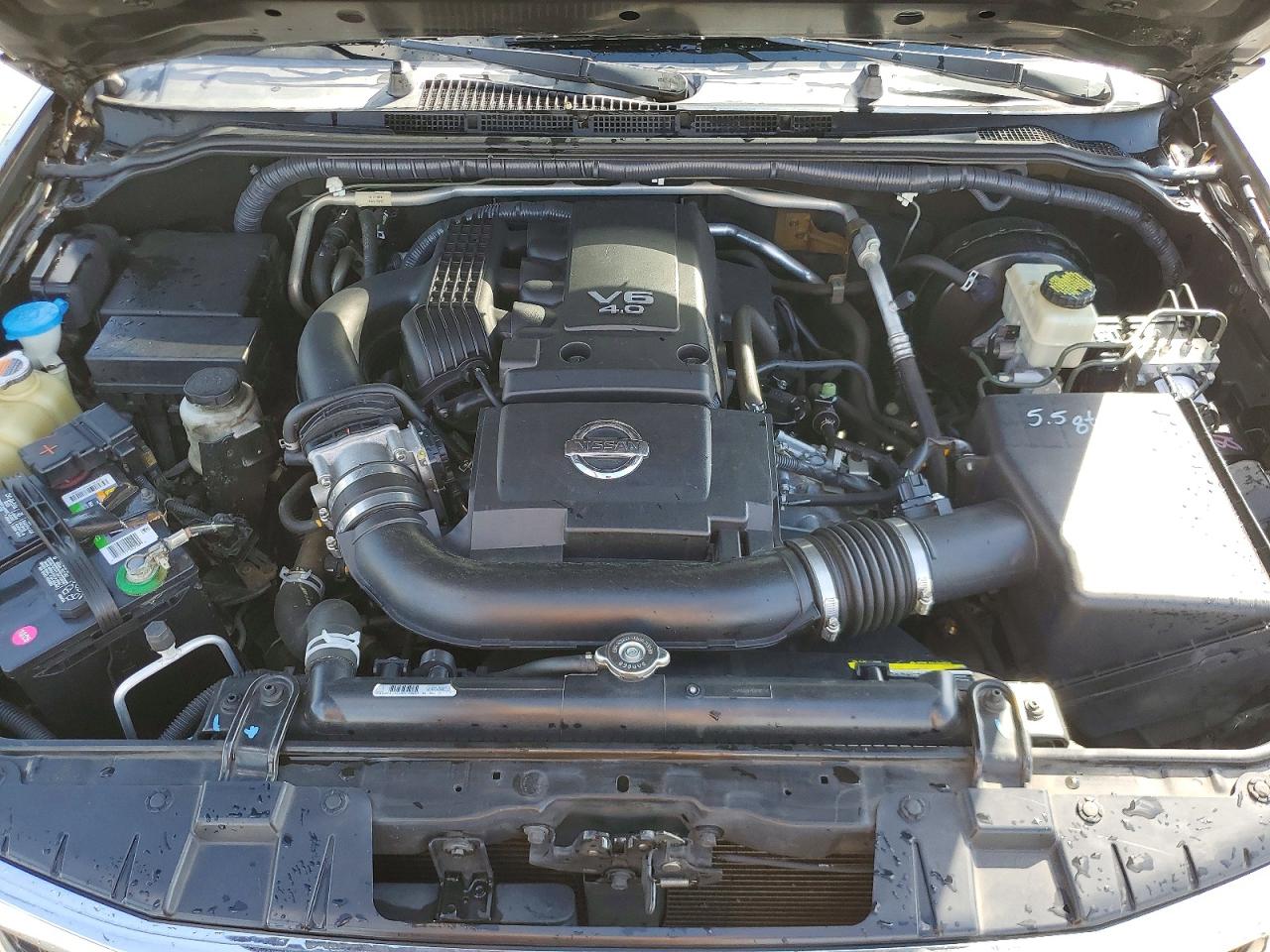2017 NISSAN FRONTIER SV photo 21