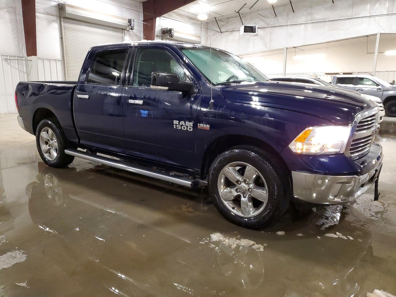 2017 RAM 1500 SLT photo 7