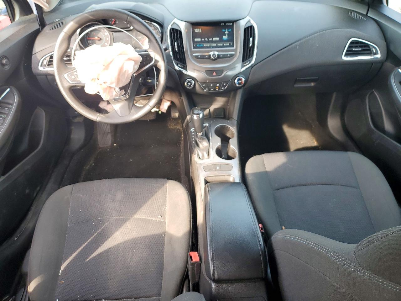2017 CHEVROLET CRUZE LT photo 15