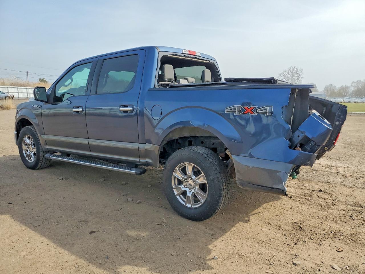 2017 FORD F150 SUPERCREW photo 4