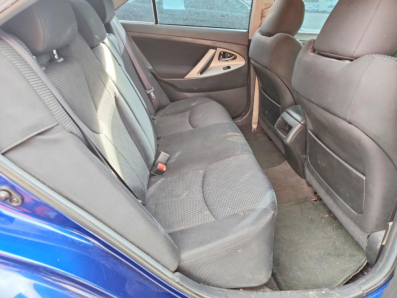 2009 TOYOTA CAMRY SE photo 10