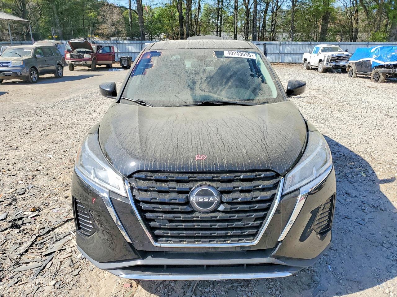 2022 NISSAN KICKS S photo 9