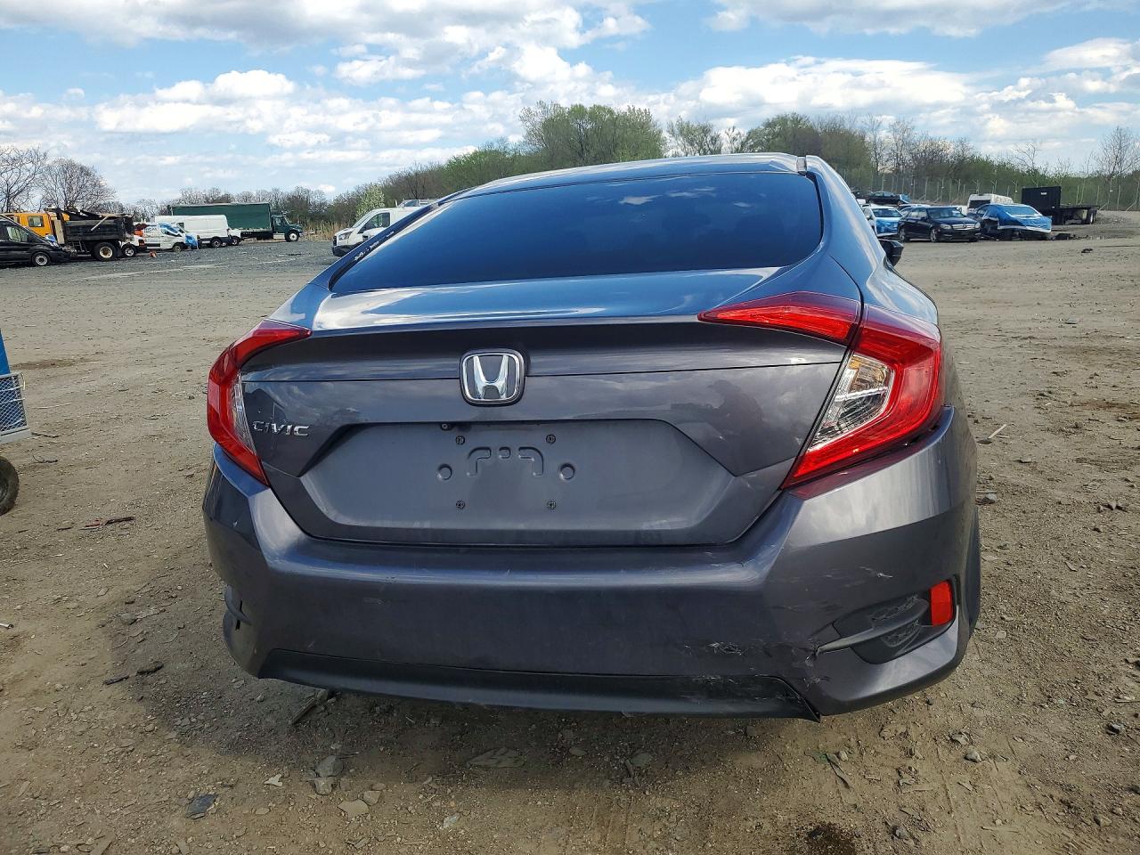 2016 HONDA CIVIC LX photo 16