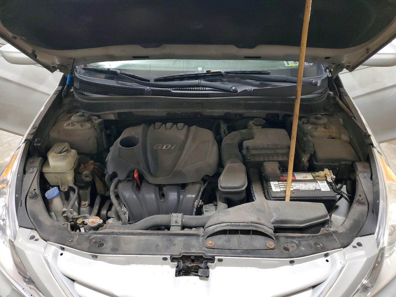 2012 HYUNDAI SONATA GLS photo 31
