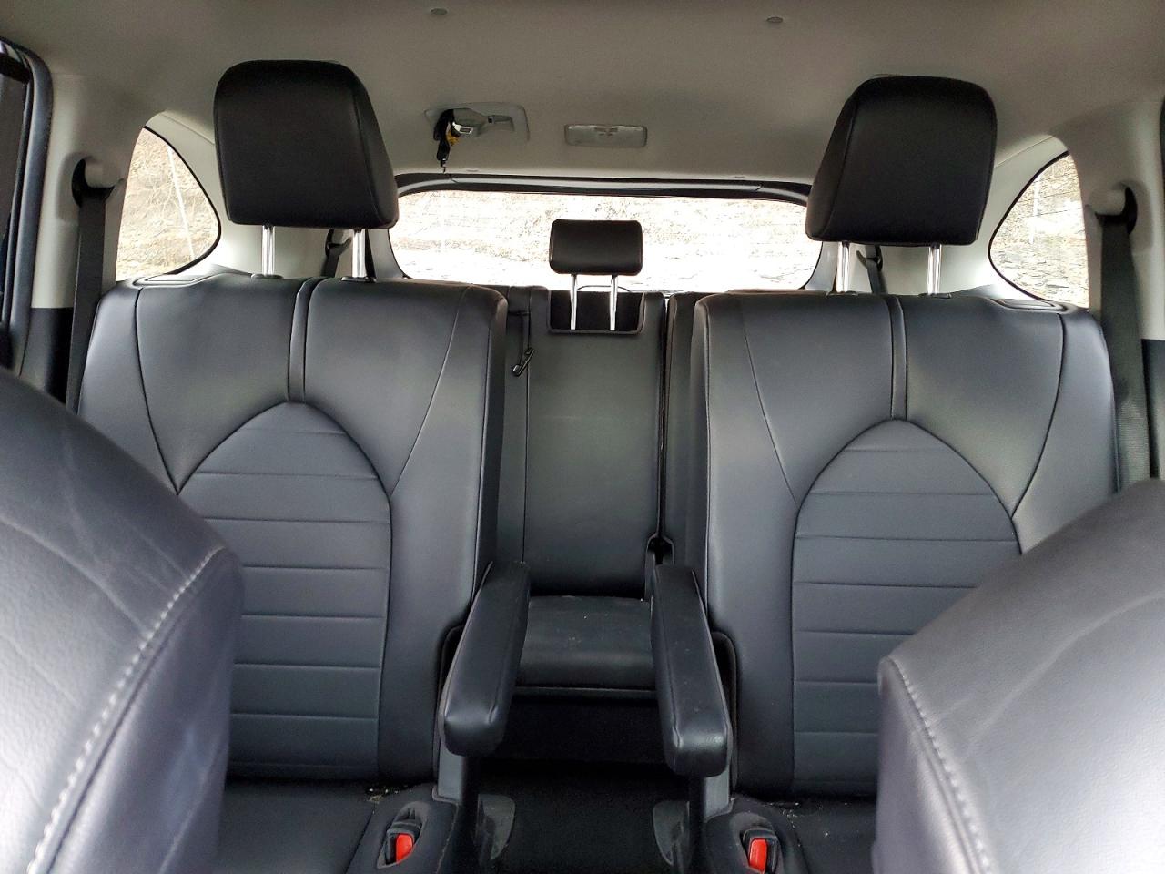 2020 TOYOTA HIGHLANDER XLE photo 28