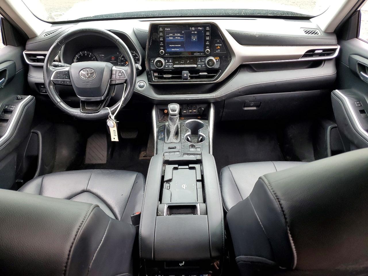 2020 TOYOTA HIGHLANDER XLE photo 22
