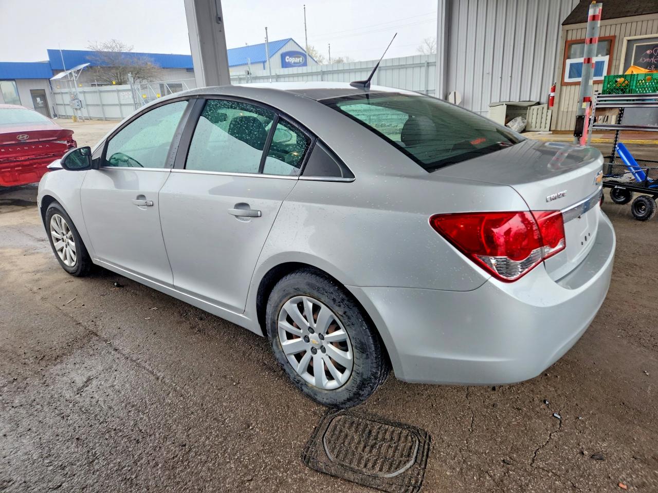 2011 CHEVROLET CRUZE LS photo 2