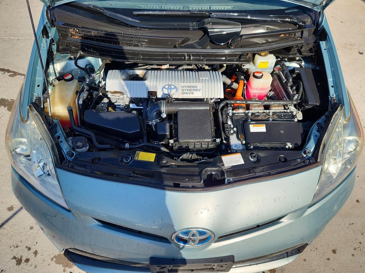 2015 TOYOTA PRIUS TWO photo 21