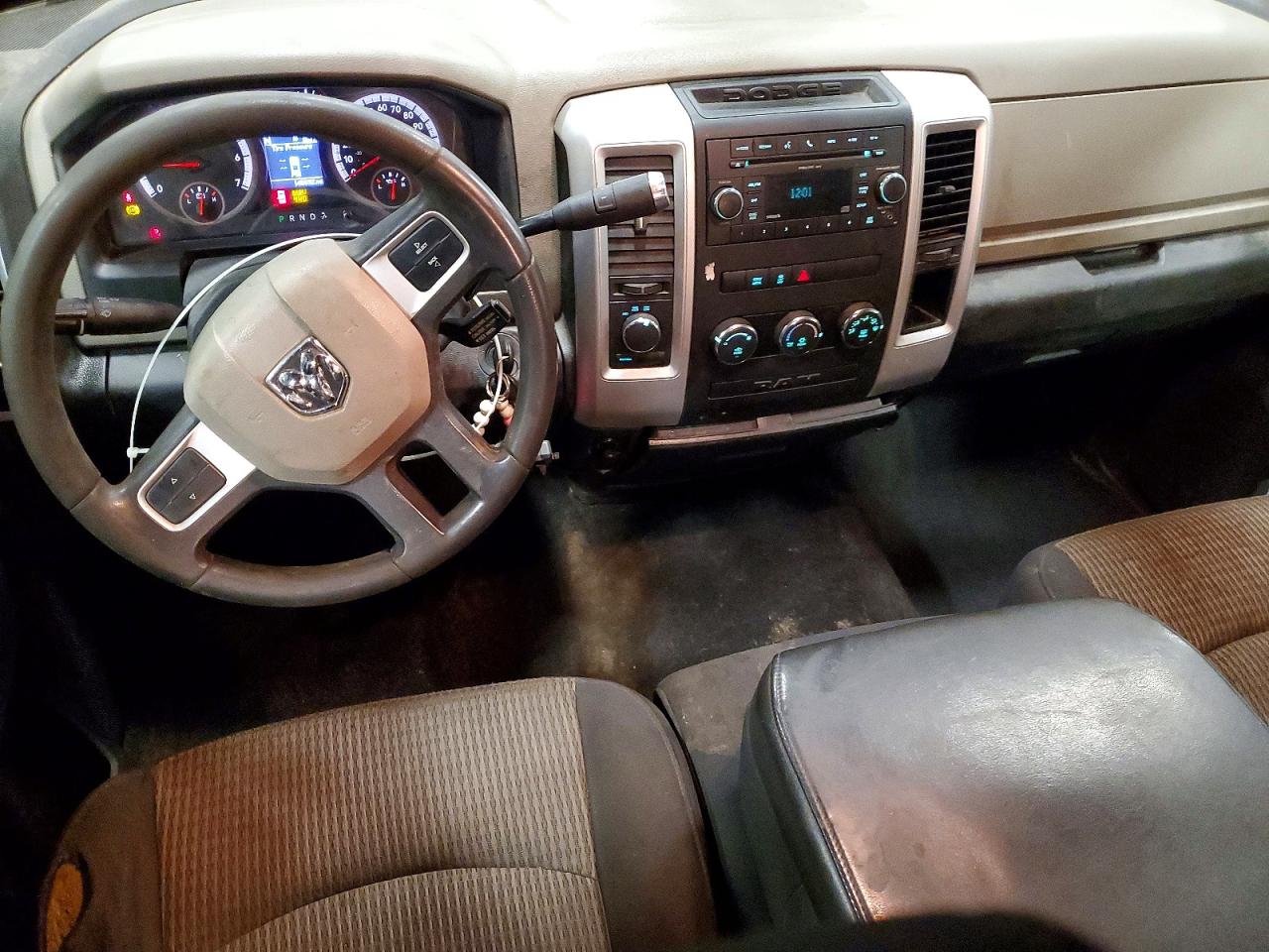 2010 DODGE RAM 1500 photo 15