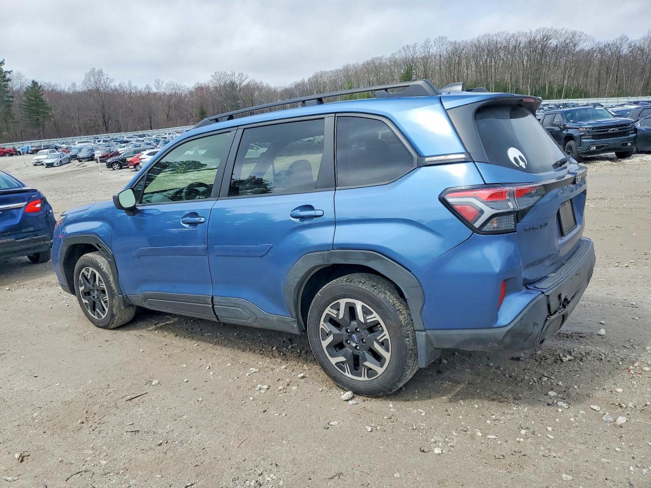 2025 SUBARU FORESTER PREMIUM photo 2