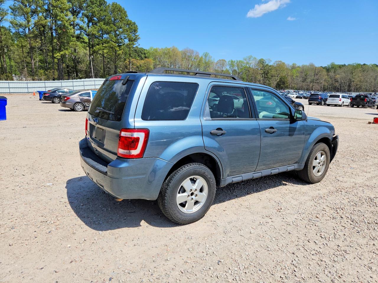 2012 FORD ESCAPE XLT photo 5
