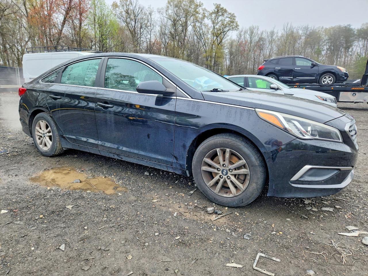 2017 HYUNDAI SONATA SE photo 7