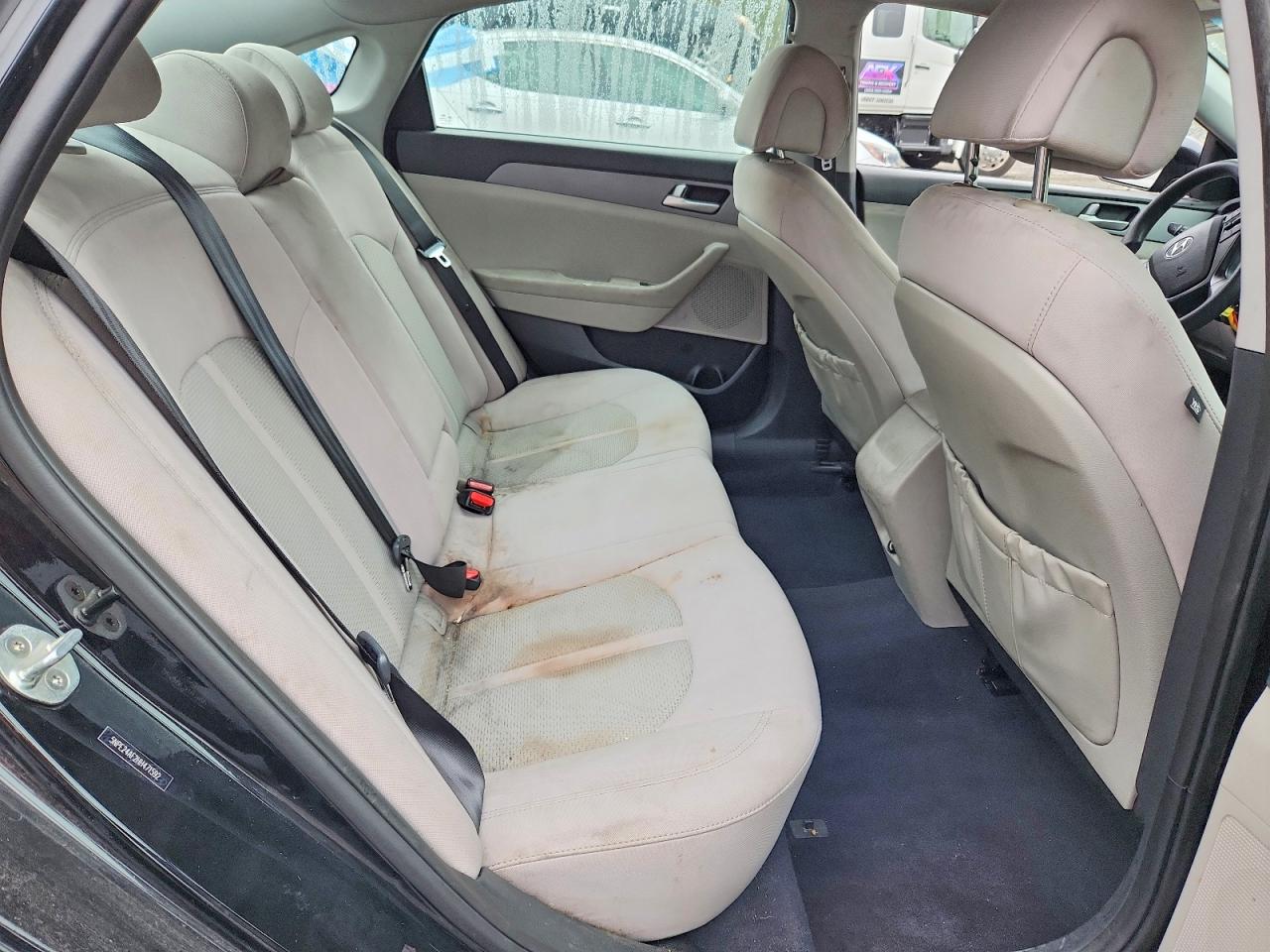 2017 HYUNDAI SONATA SE photo 19