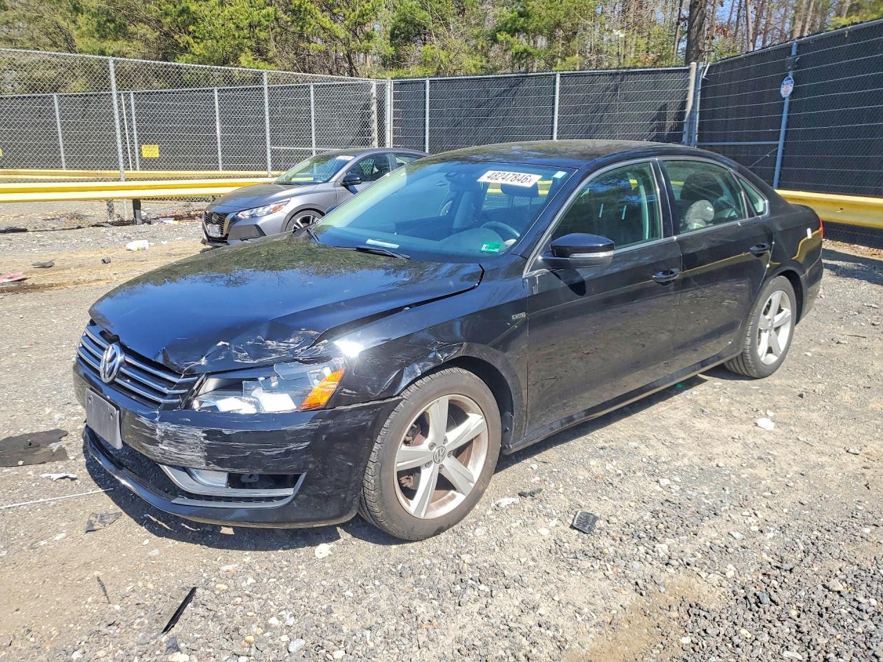2015 VOLKSWAGEN PASSAT