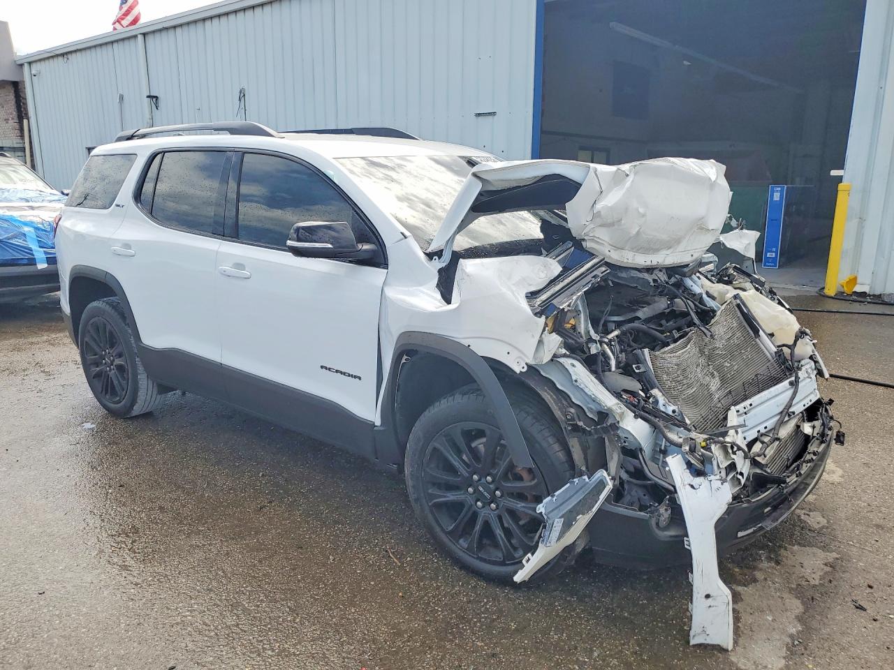 2023 GMC ACADIA SLT photo 4