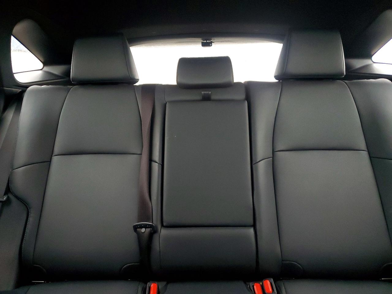 2023 TOYOTA VENZA XLE photo 19