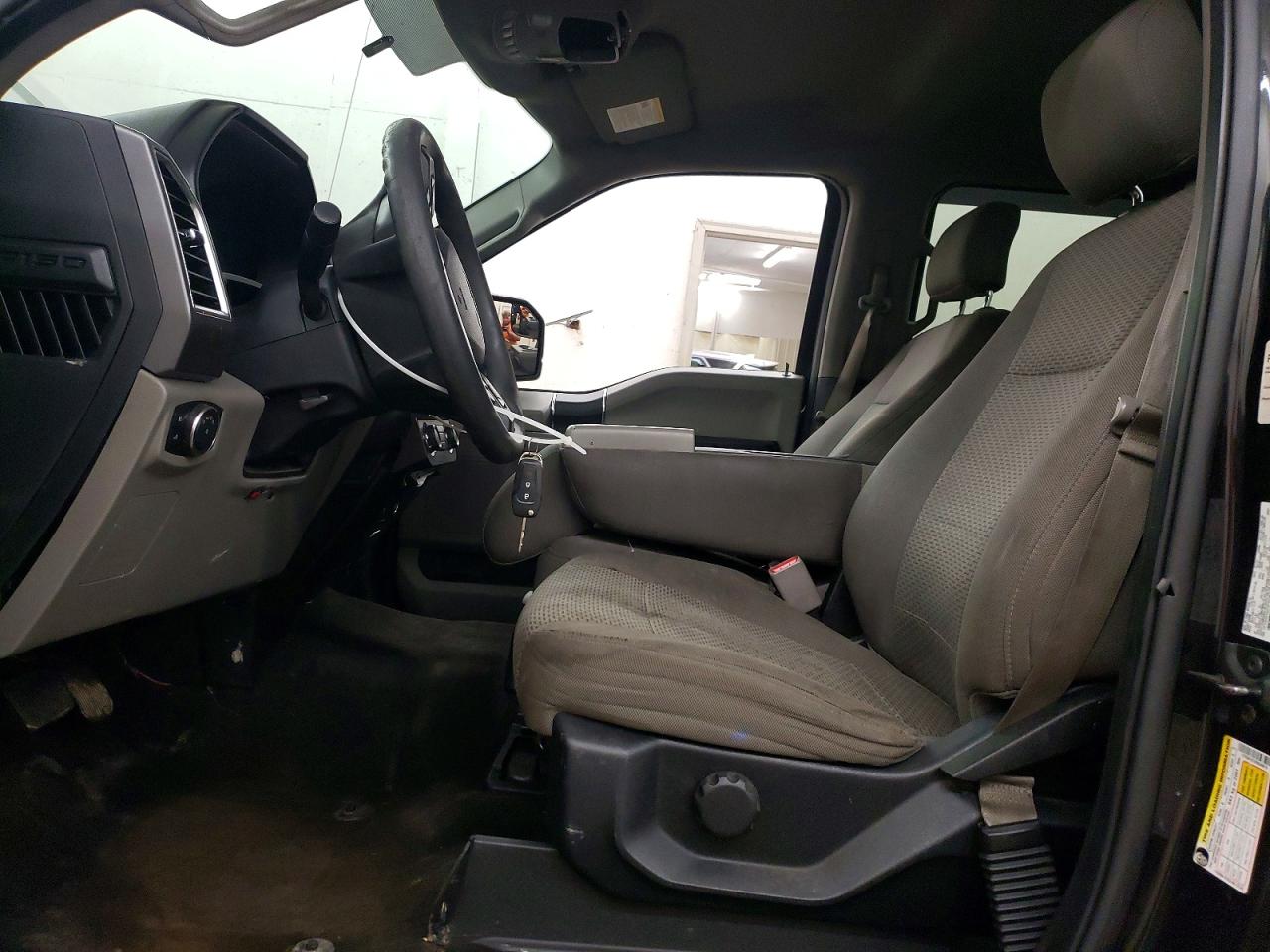 2015 FORD F150 SUPERCREW photo 13
