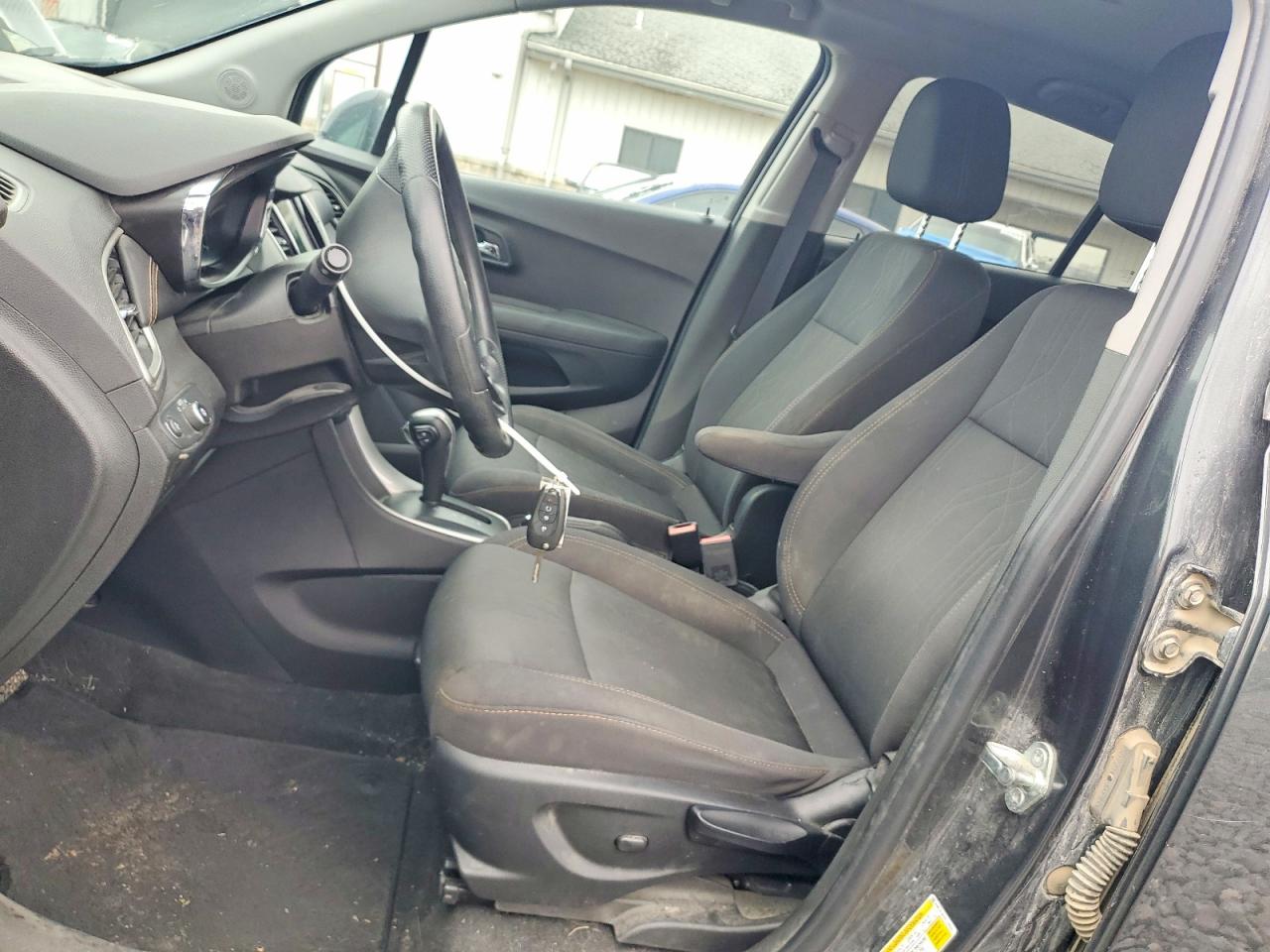 2019 CHEVROLET TRAX photo 13