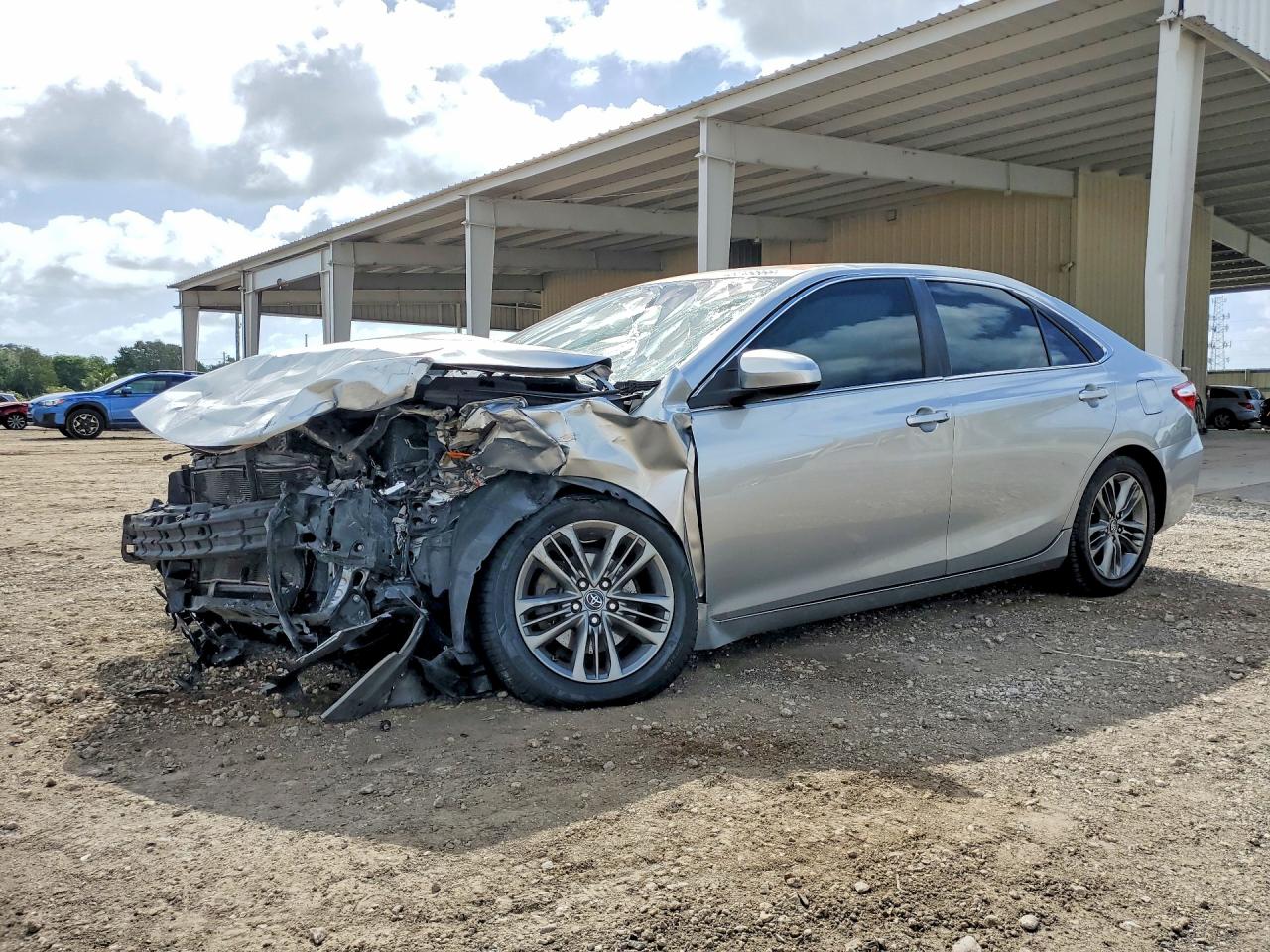 2017 TOYOTA CAMRY