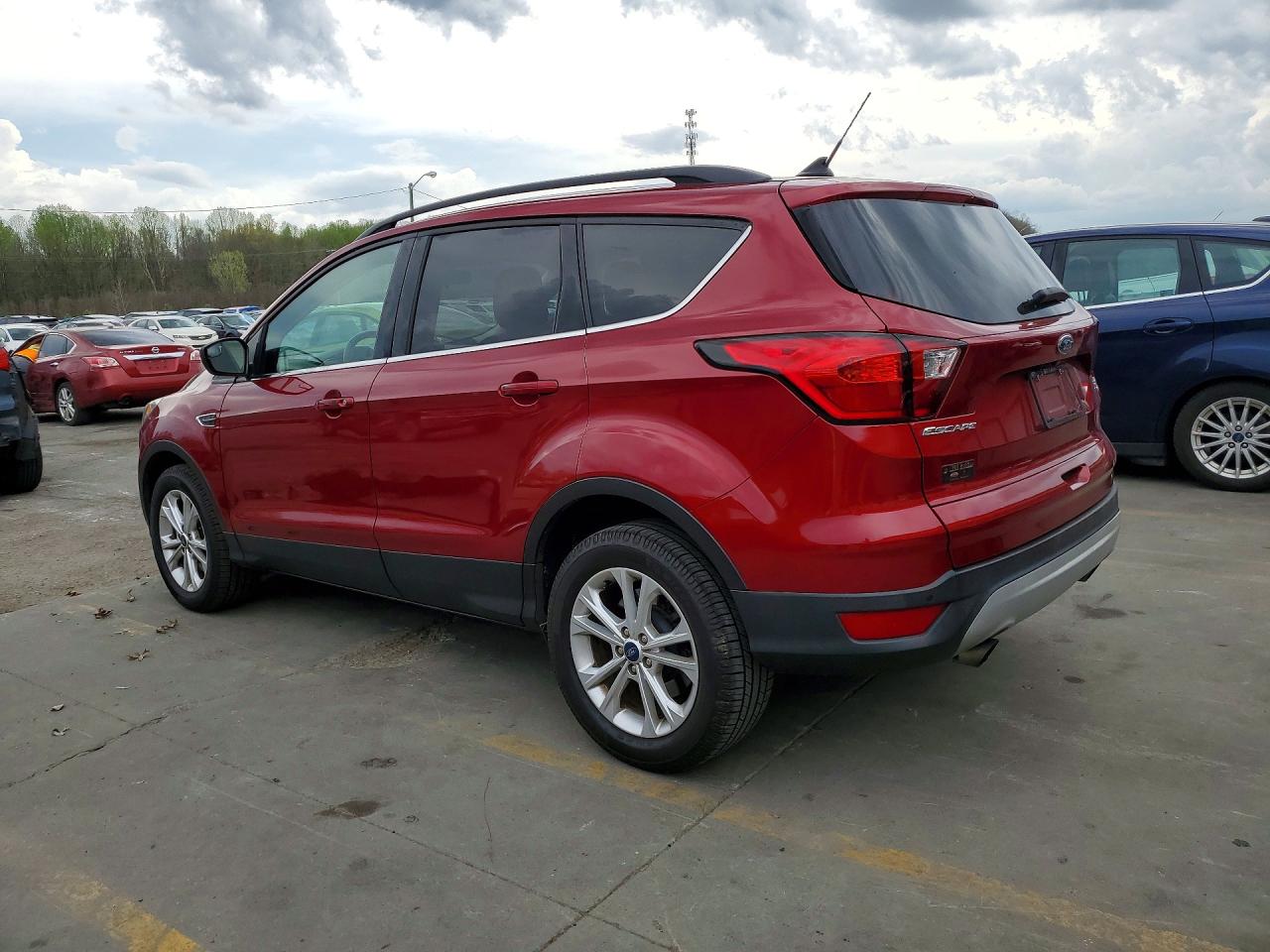 2019 FORD ESCAPE SEL photo 3