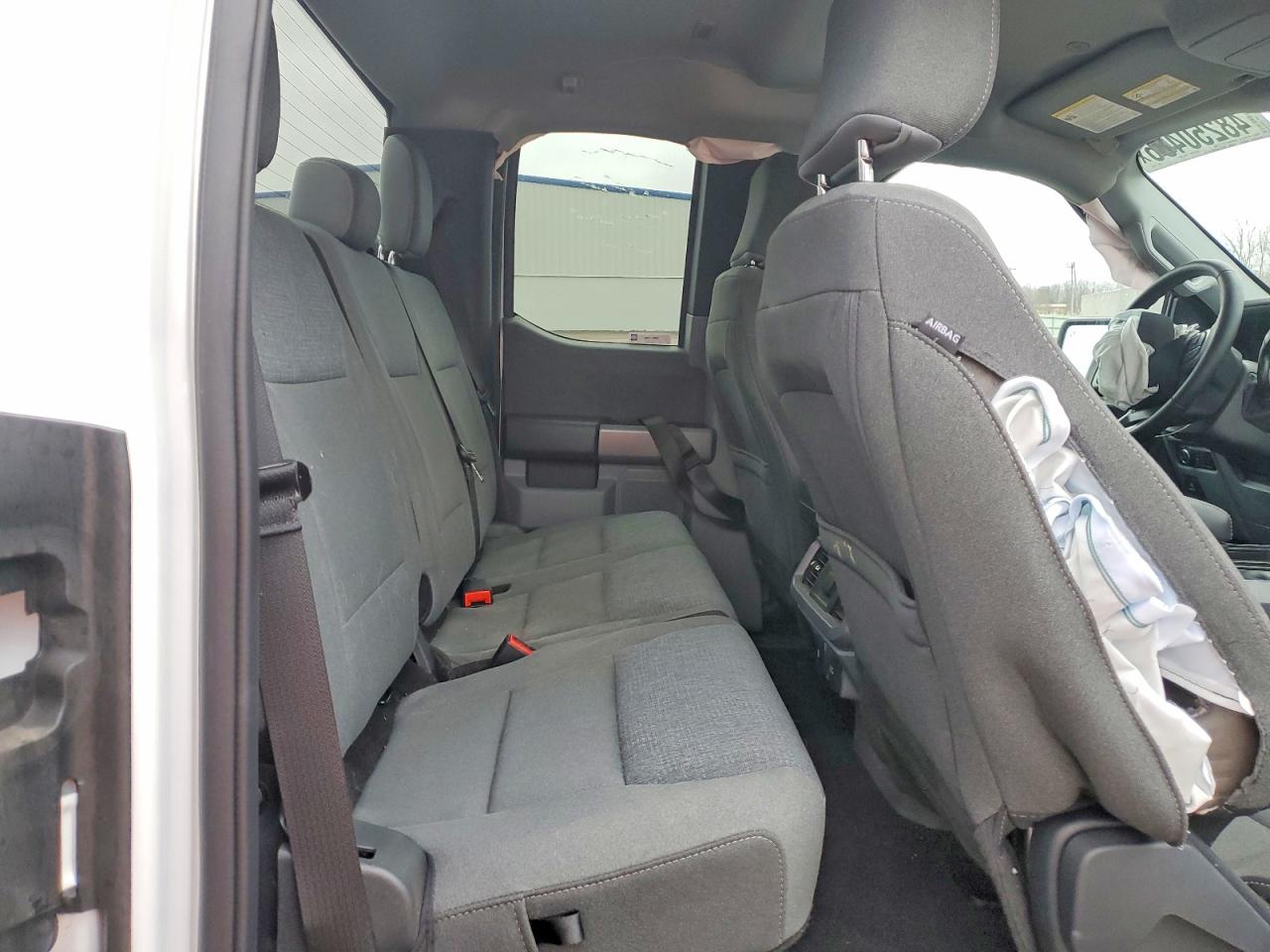 2024 FORD F150 XLT photo 19