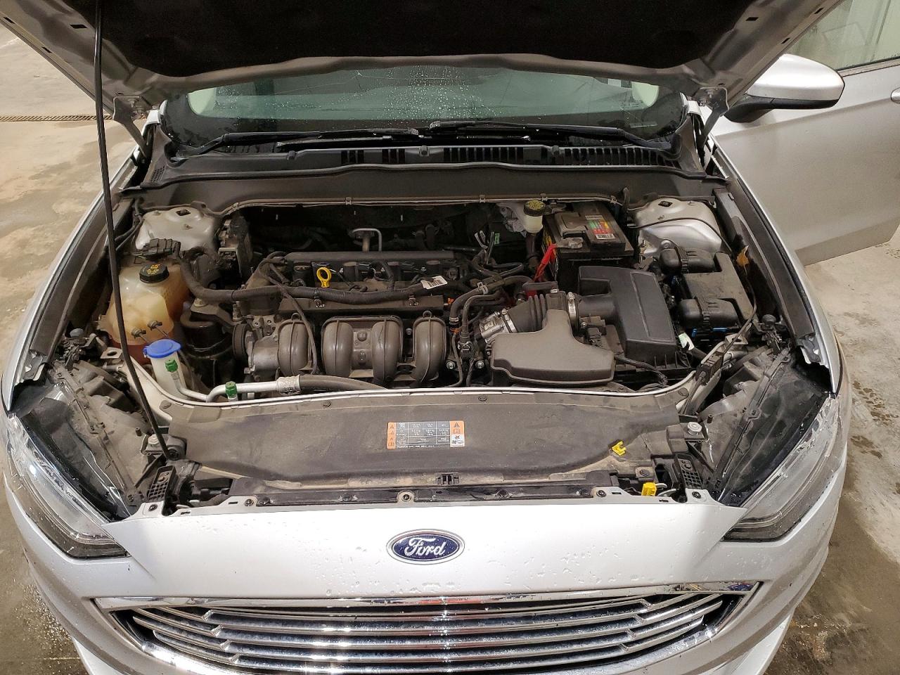 2017 FORD FUSION SE photo 21