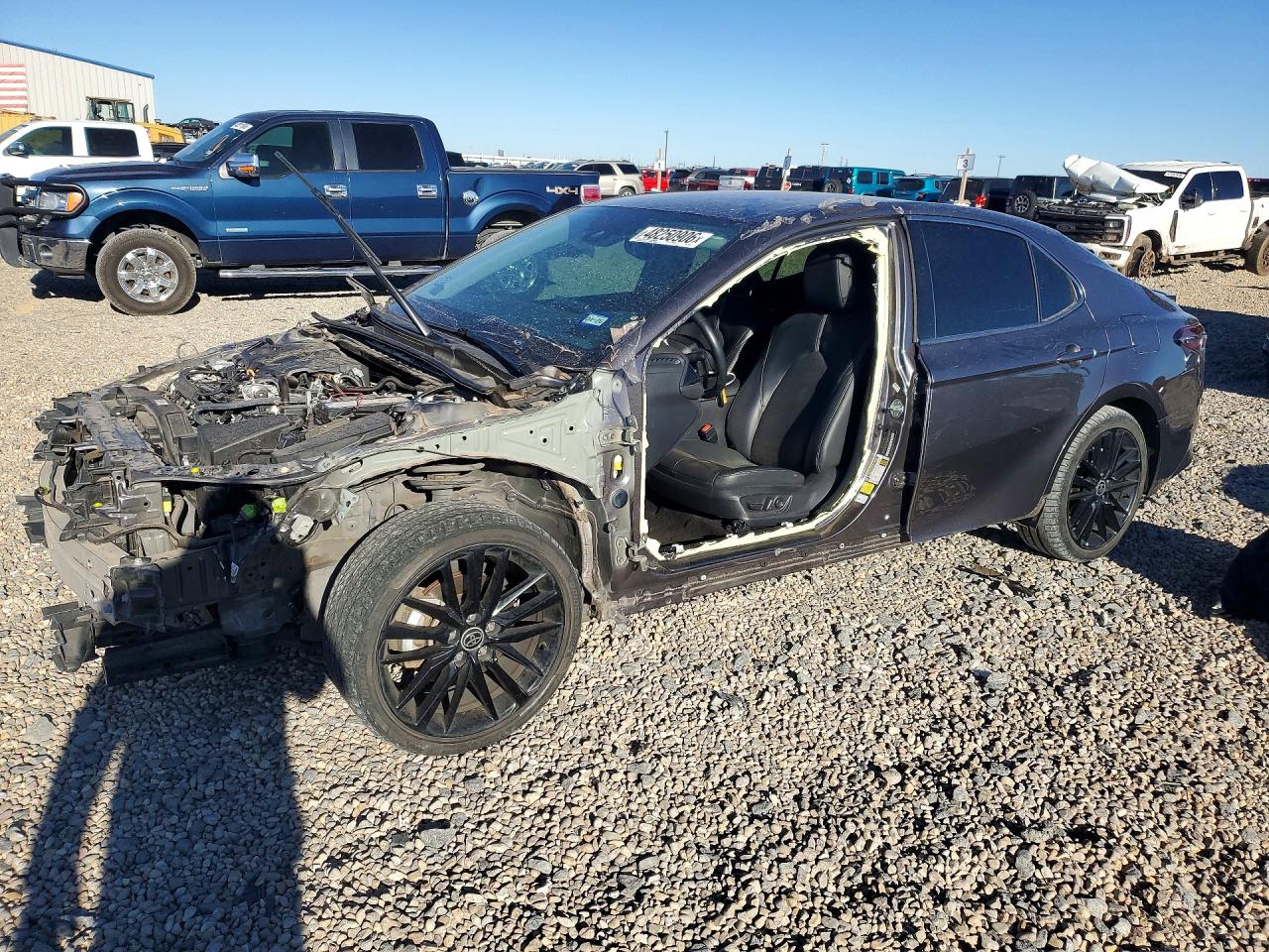 2023 TOYOTA CAMRY