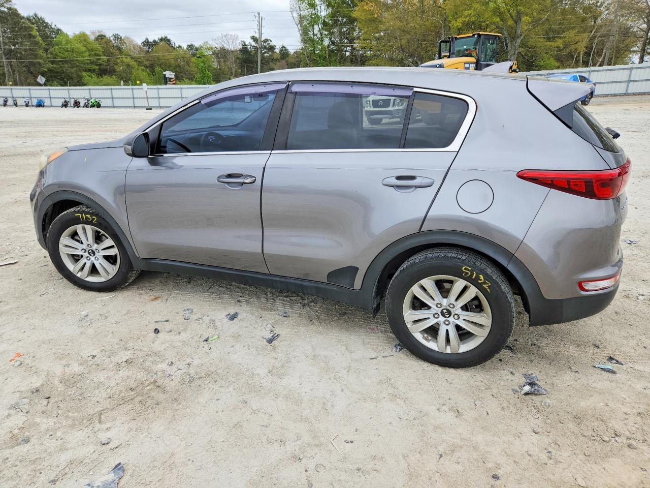 2017 KIA SPORTAGE LX photo 2