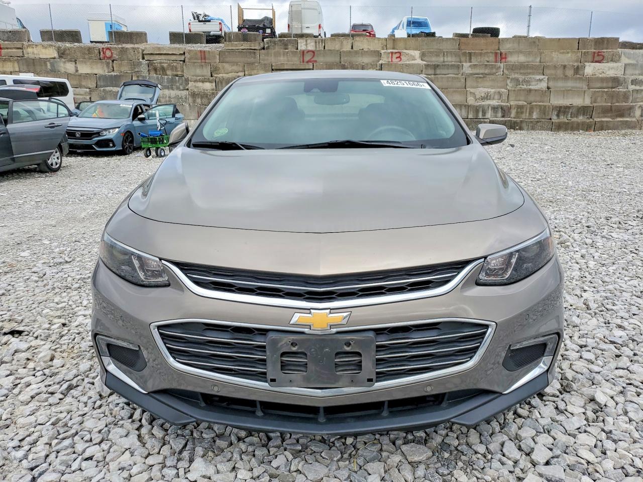 2018 CHEVROLET MALIBU LT photo 5