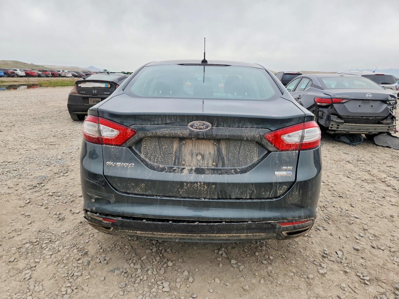 2015 FORD FUSION SE photo 11