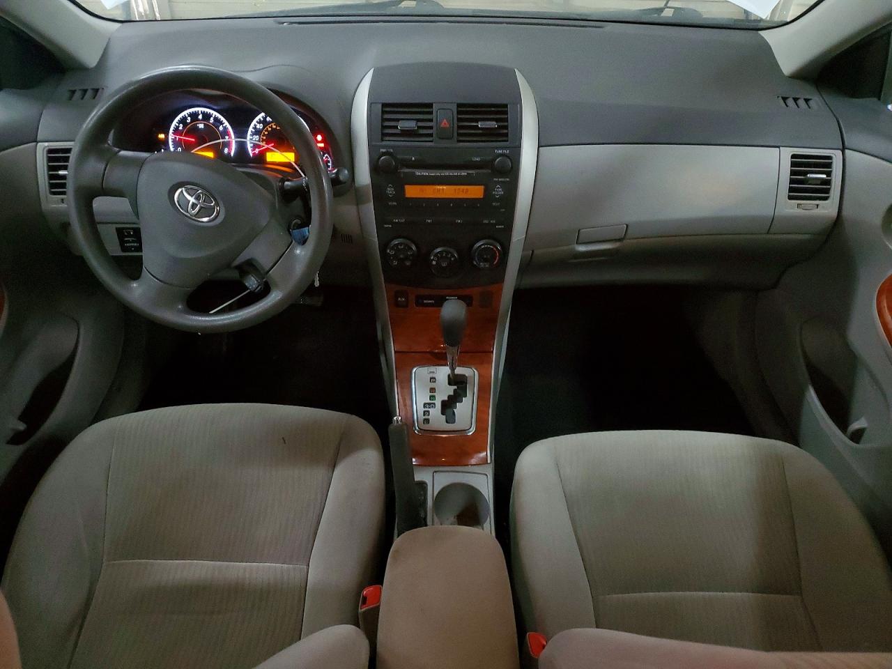 2009 TOYOTA COROLLA XLE photo 15