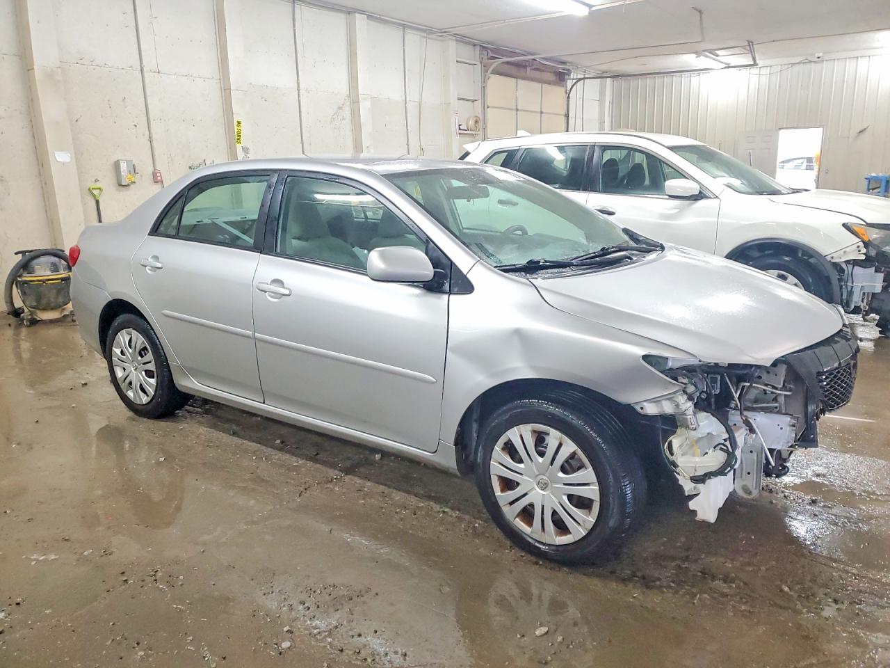 2009 TOYOTA COROLLA XLE photo 7