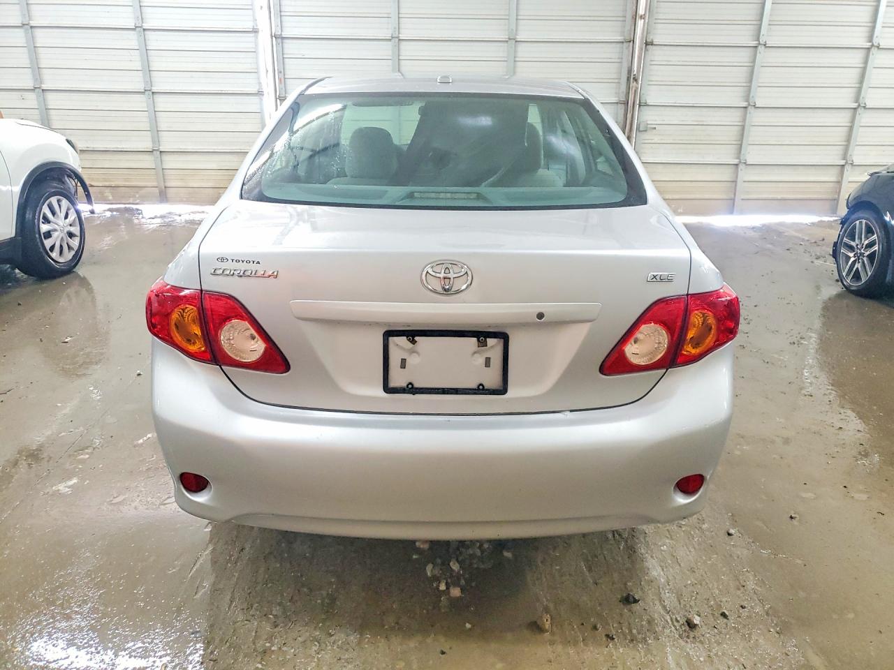 2009 TOYOTA COROLLA XLE photo 11