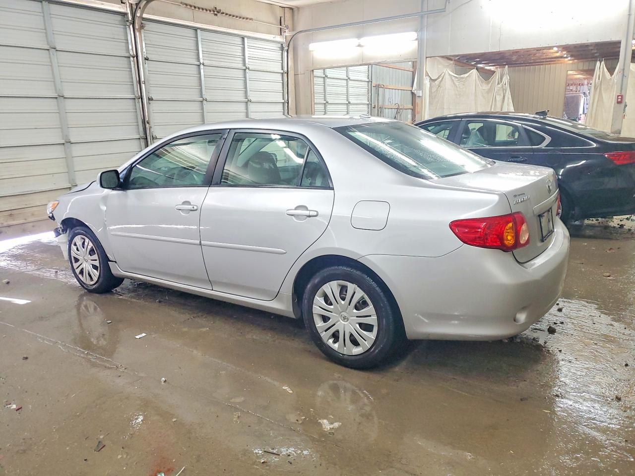 2009 TOYOTA COROLLA XLE photo 3