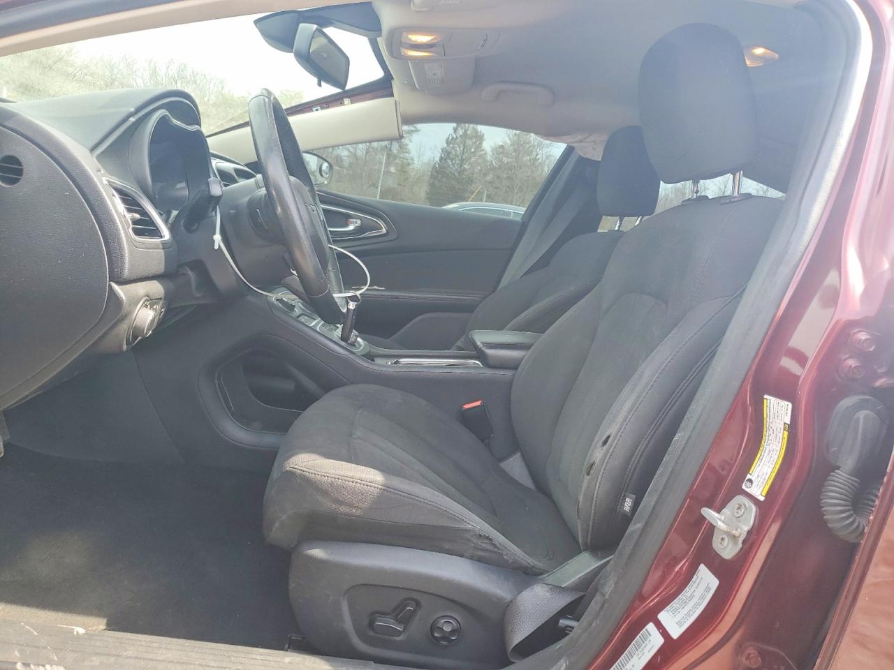 2015 CHRYSLER 200 LIMITED photo 19