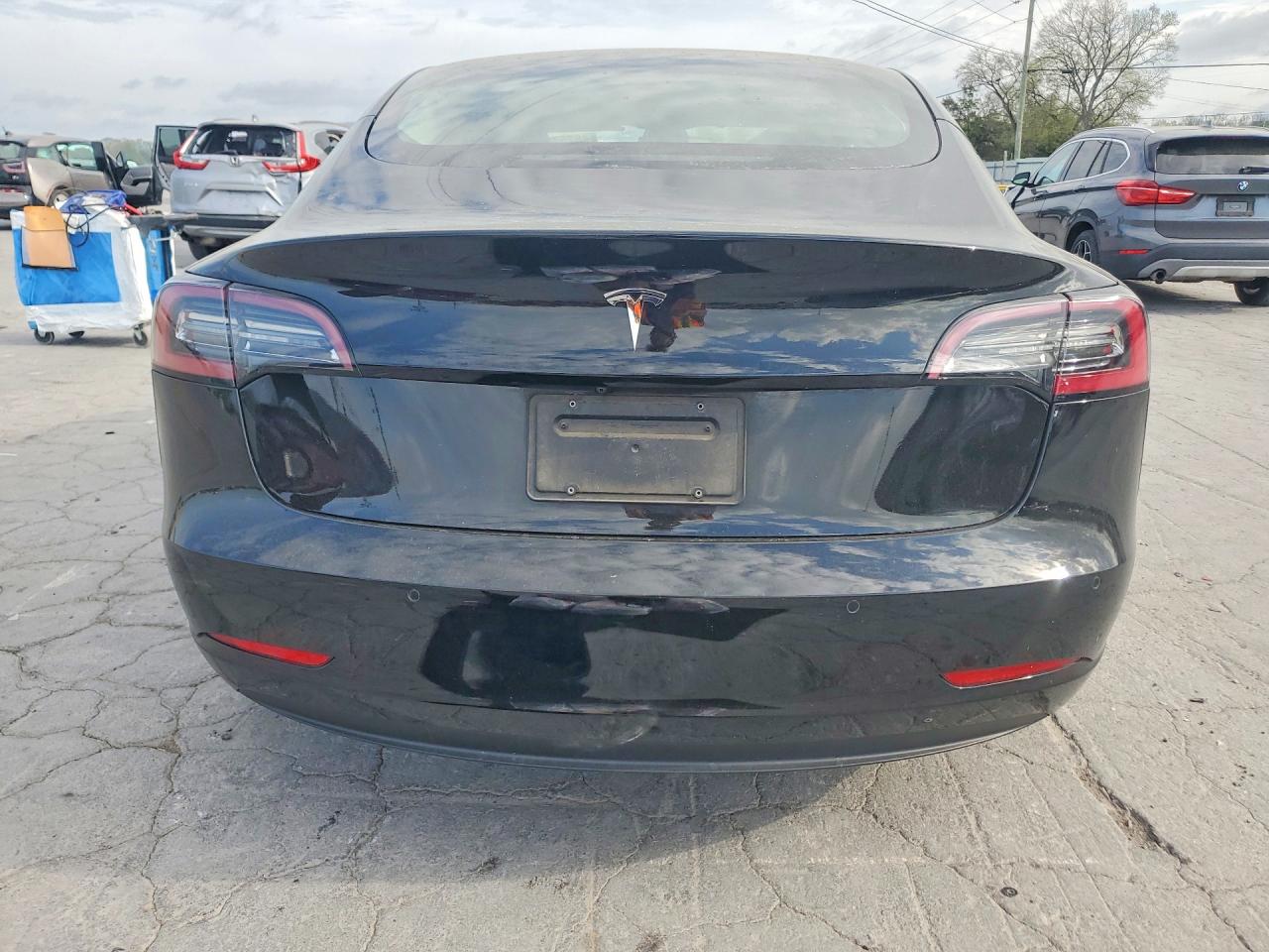 2022 TESLA MODEL 3 photo 11