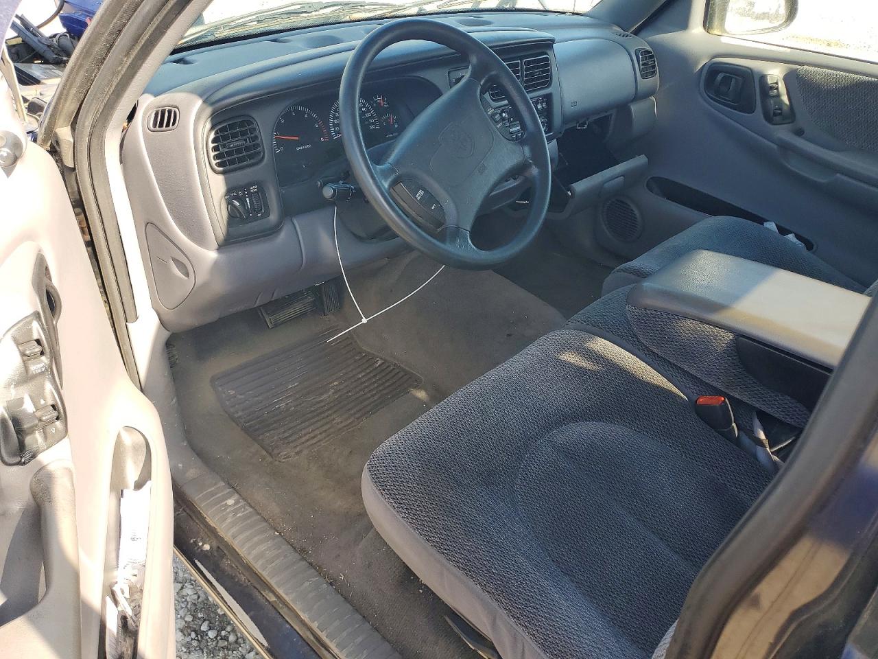1999 DODGE DAKOTA photo 15