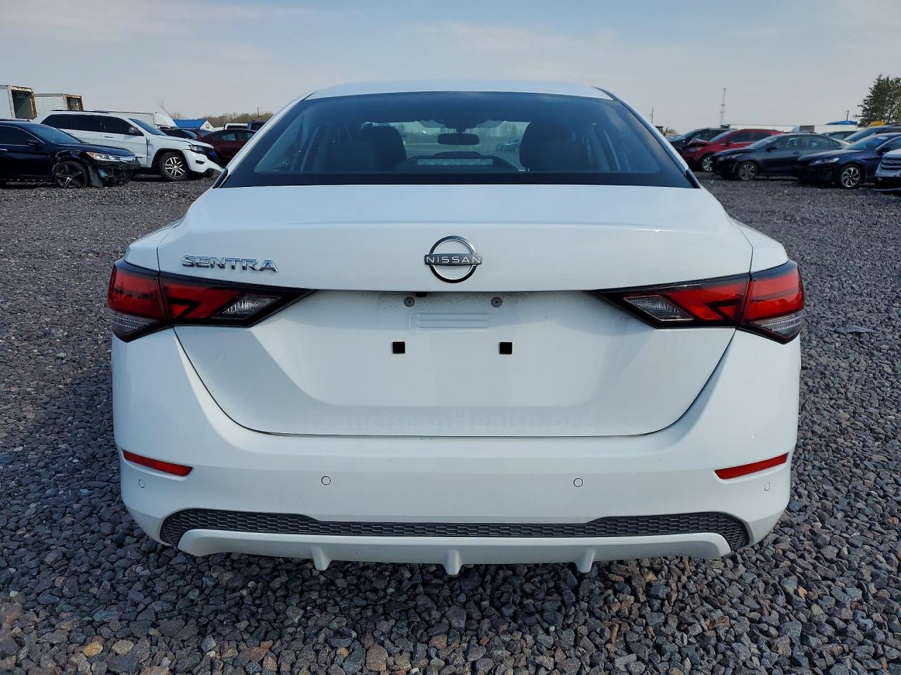 2025 NISSAN SENTRA S photo 6