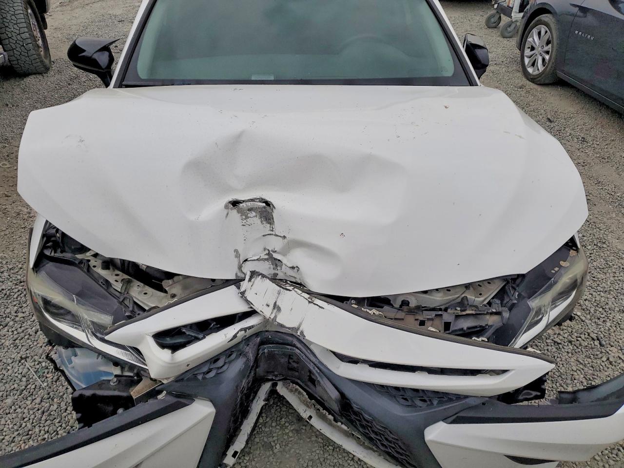 2020 TOYOTA CAMRY SE photo 31